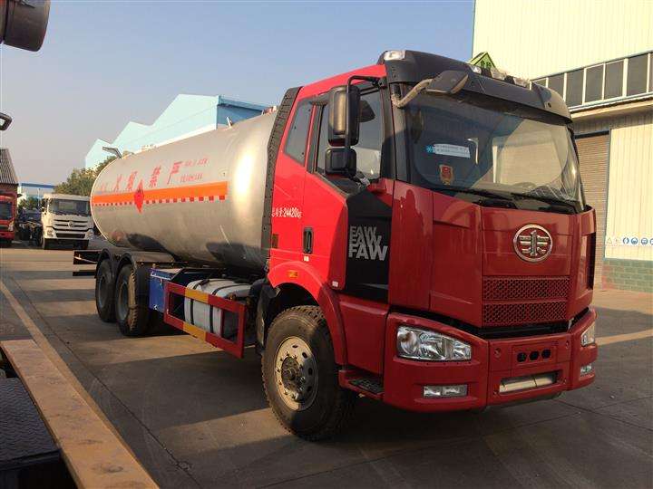 1635487814157152.jpg 運輸車(chē).jpg